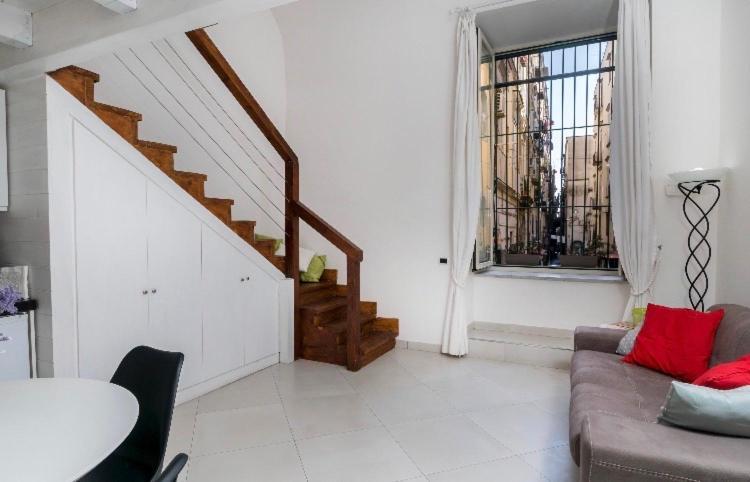Santi Apostoli House Apartment เนเปิลส์ ภายนอก รูปภาพ